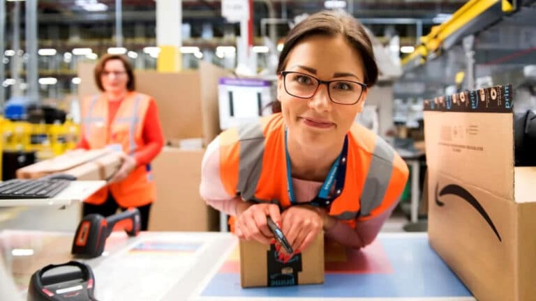 Trabajar en Amazon: ventajas, desafíos y cómo postularse