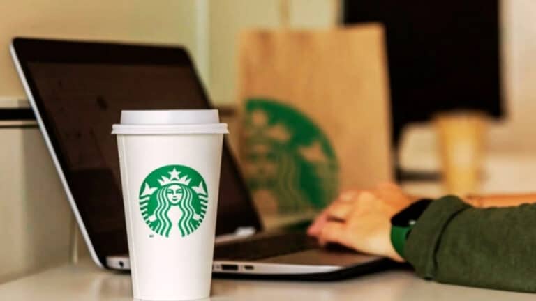 Trabajar en Starbucks: beneficios, desafíos y oportunidades de crecimiento